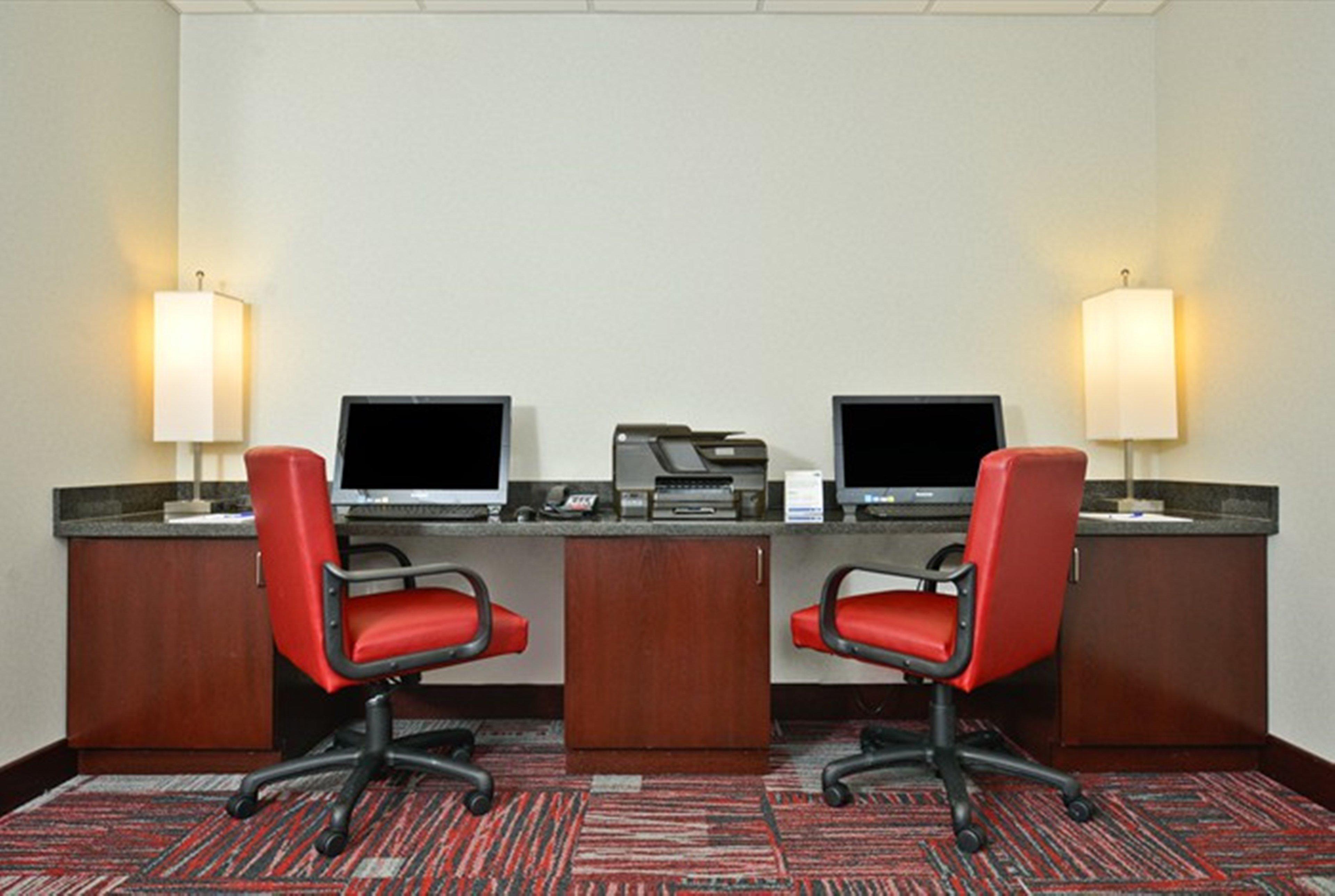 Holiday Inn Express & Suites Utica By Ihg Luaran gambar