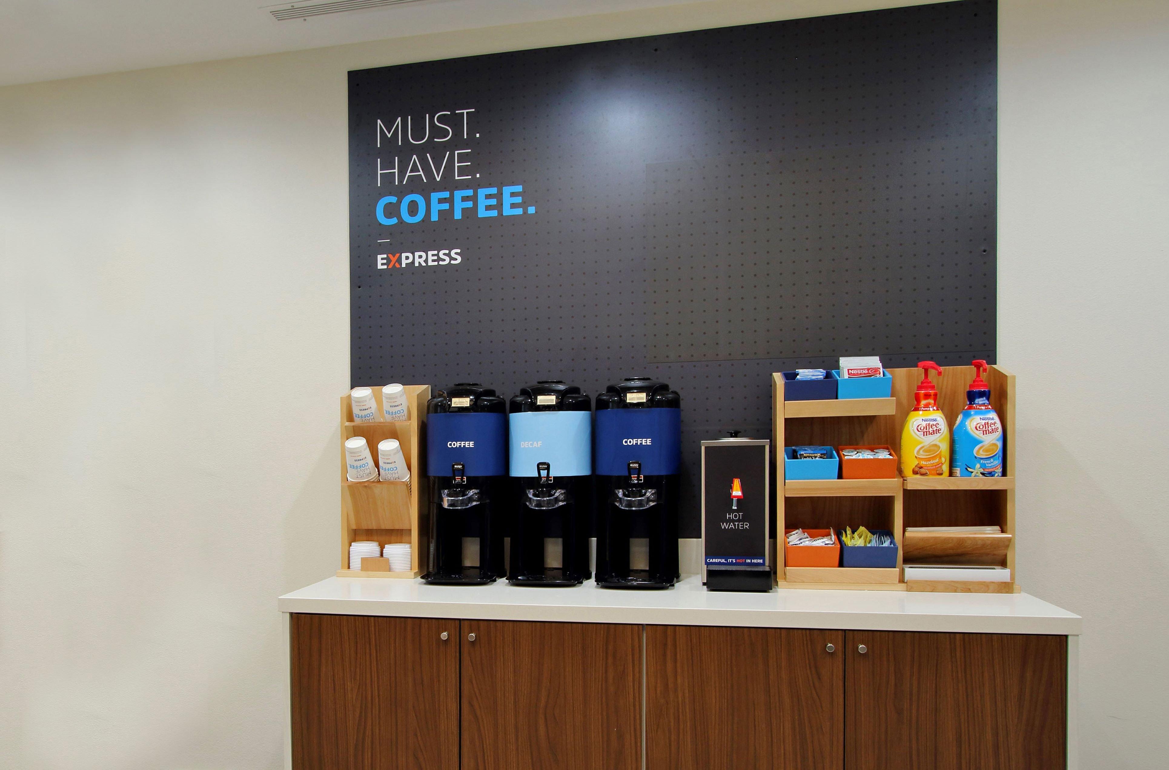 Holiday Inn Express & Suites Utica By Ihg Luaran gambar