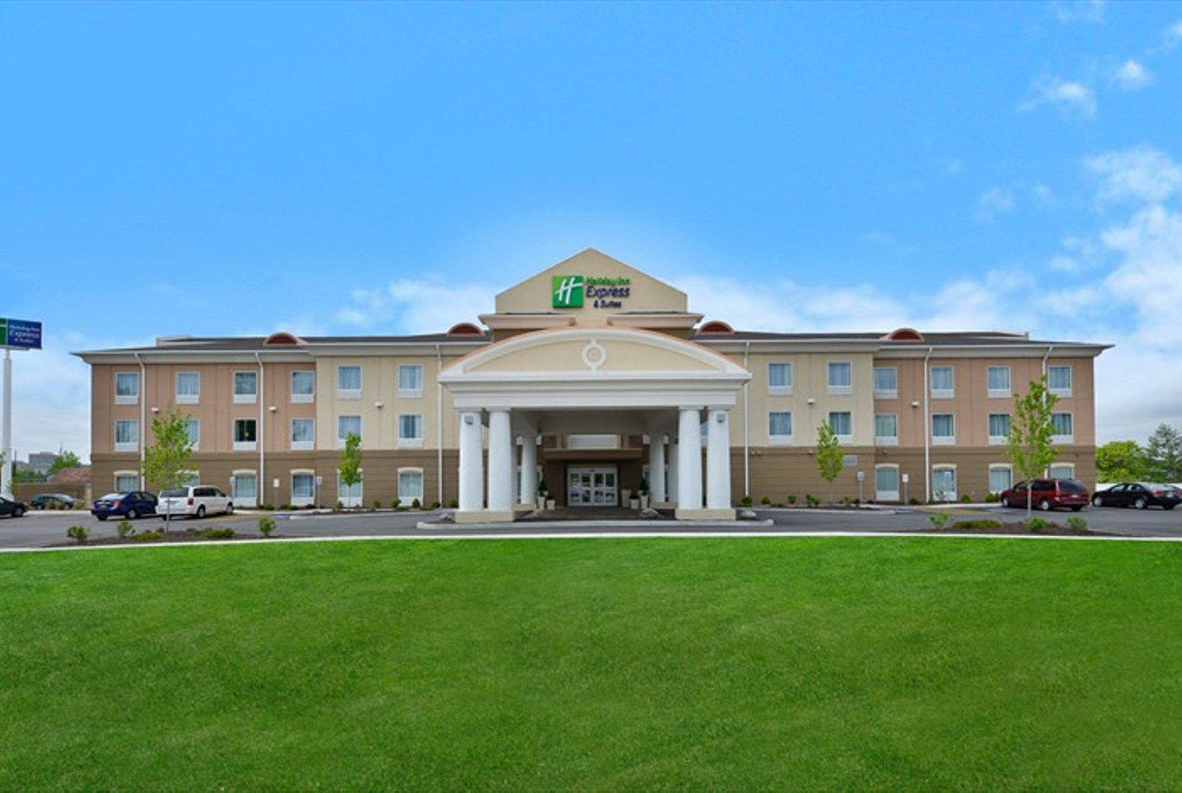 Holiday Inn Express & Suites Utica By Ihg Luaran gambar