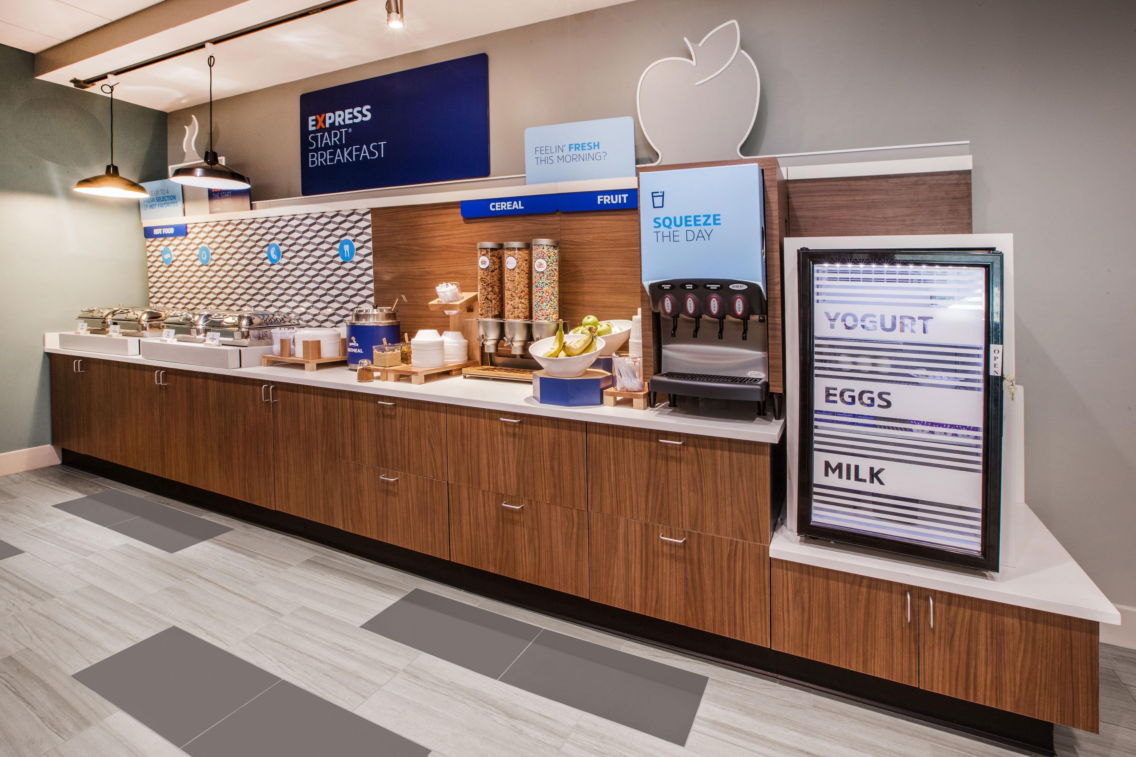 Holiday Inn Express & Suites Utica By Ihg Luaran gambar